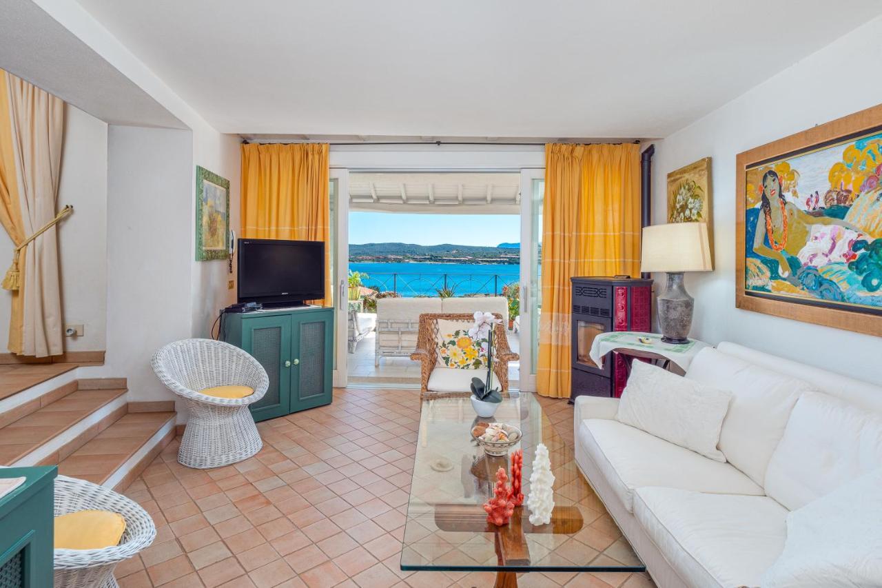 Bella Vista Marinella 1 *
